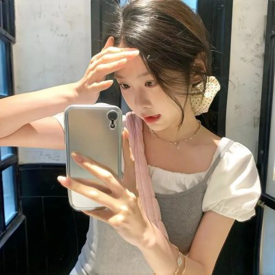 善良背后海报